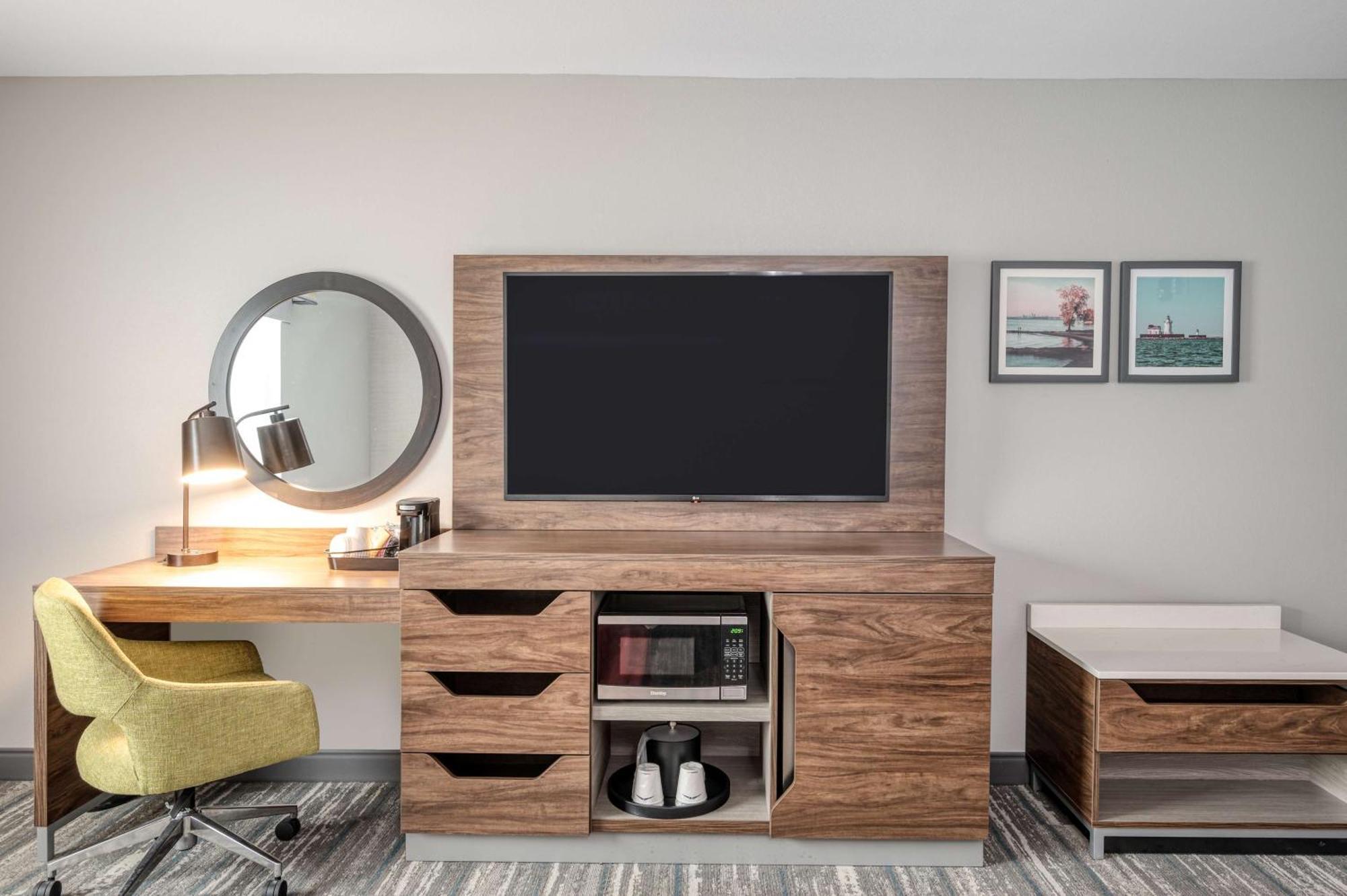 Hampton Inn Cleveland-Airport/Tiedeman Road Brooklyn Dış mekan fotoğraf