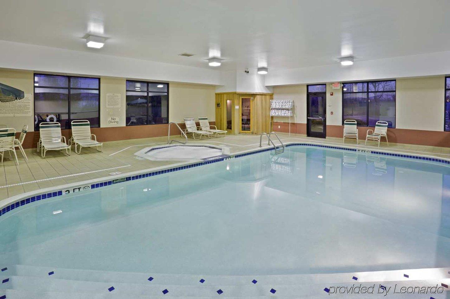 Hampton Inn Cleveland-Airport/Tiedeman Road Brooklyn Konforlar fotoğraf