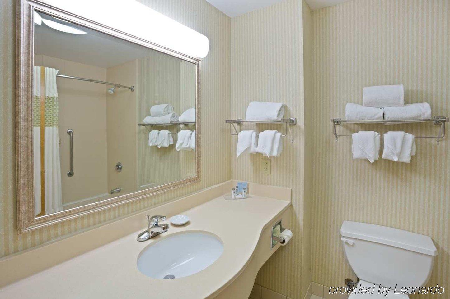Hampton Inn Cleveland-Airport/Tiedeman Road Brooklyn Oda fotoğraf