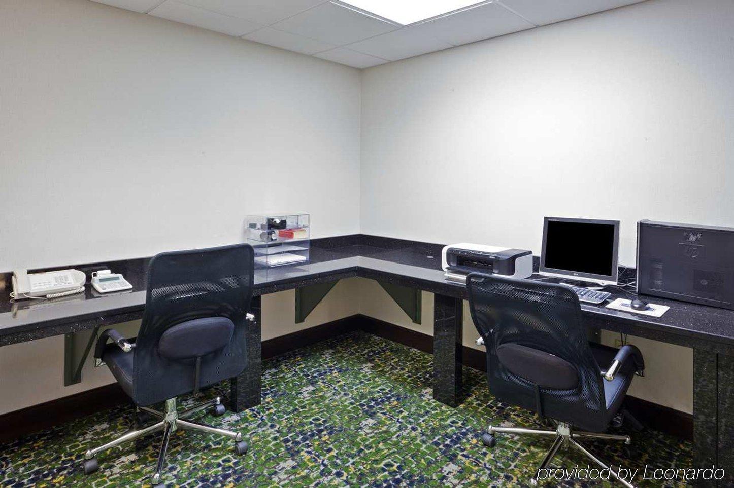 Hampton Inn Cleveland-Airport/Tiedeman Road Brooklyn Konforlar fotoğraf