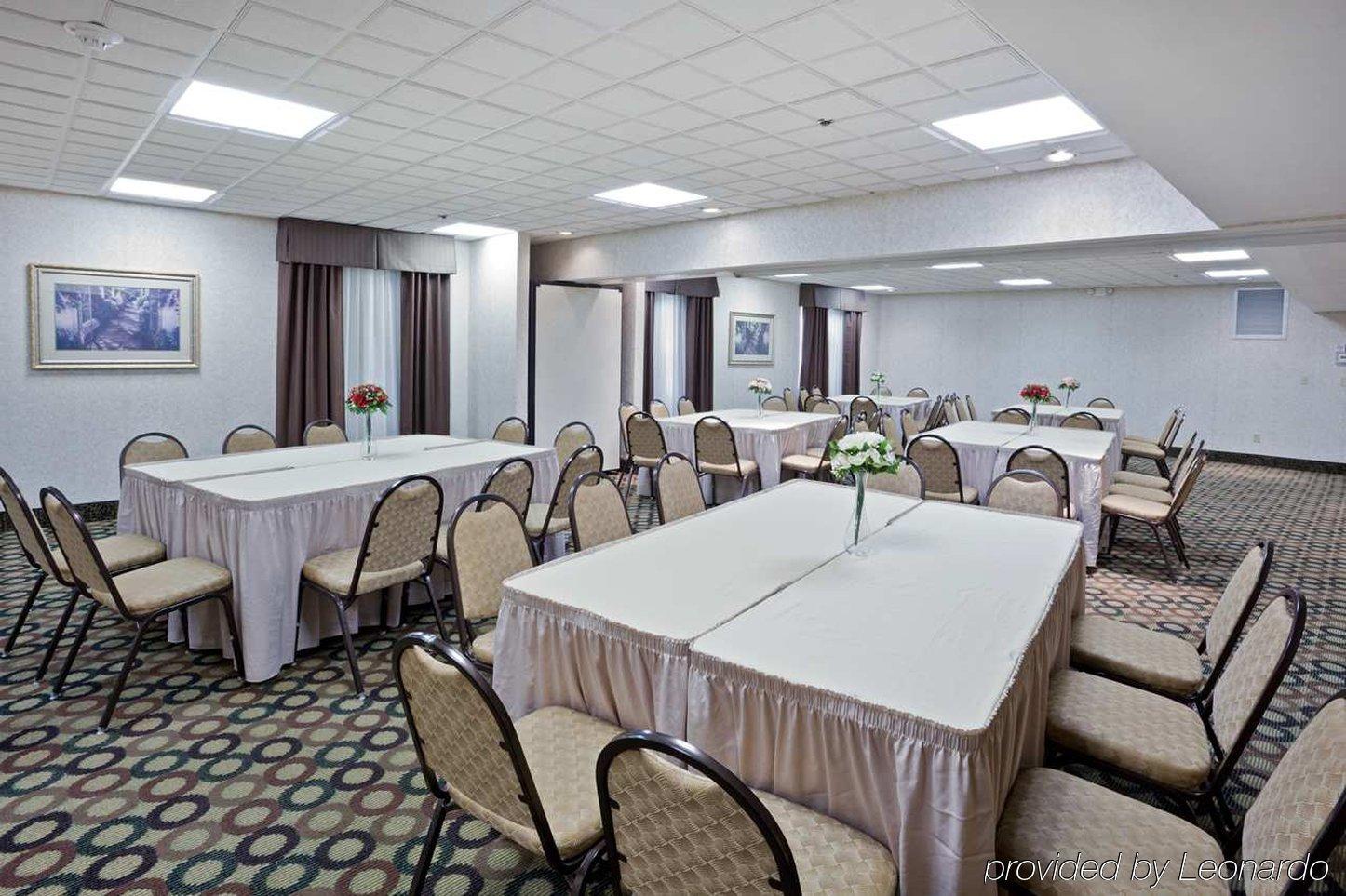 Hampton Inn Cleveland-Airport/Tiedeman Road Brooklyn İş olanakları fotoğraf