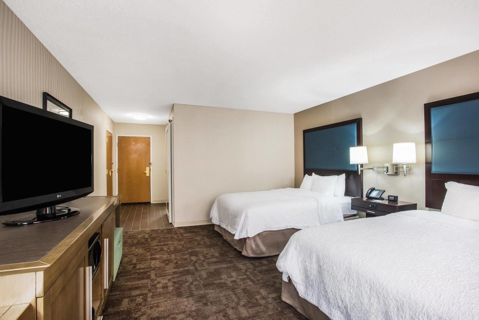 Hampton Inn Cleveland-Airport/Tiedeman Road Brooklyn Dış mekan fotoğraf